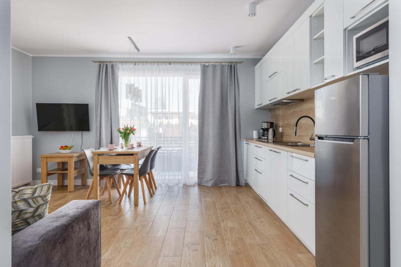 Apartment With Parking 500 M From The Sea By Noclegi Renters Мендзиводзе Екстер'єр фото